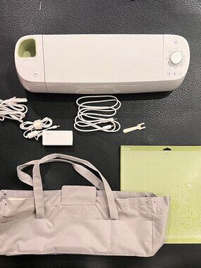 Cricut Explore - Design and cut system